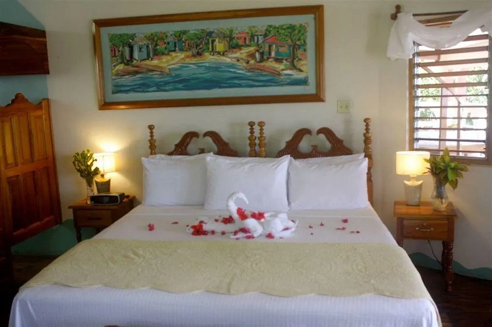 Coral Cove Resort & Spa Negril
